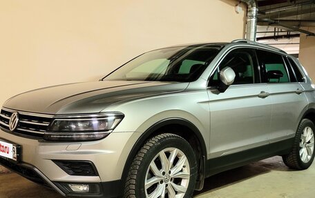 Volkswagen Tiguan II, 2017 год, 2 150 000 рублей, 10 фотография