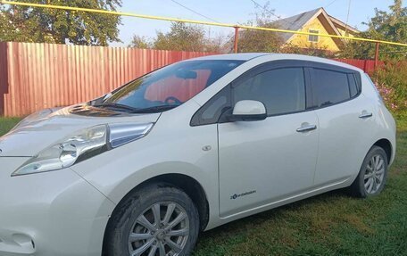 Nissan Leaf I, 2013 год, 800 000 рублей, 6 фотография