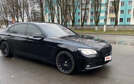 BMW 7 серия, 2013 год, 2 320 000 рублей, 2 фотография