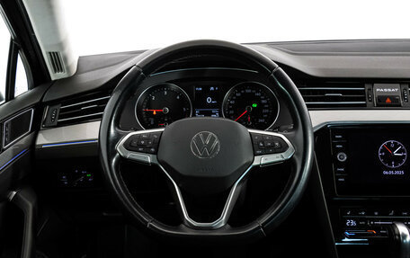 Volkswagen Passat B8 рестайлинг, 2020 год, 2 199 000 рублей, 13 фотография