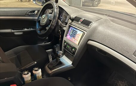 Skoda Octavia, 2010 год, 1 000 000 рублей, 11 фотография