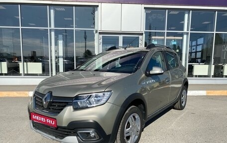 Renault Sandero II рестайлинг, 2021 год, 1 250 000 рублей, 1 фотография