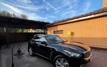Infiniti FX II, 2013 год, 1 950 000 рублей, 3 фотография