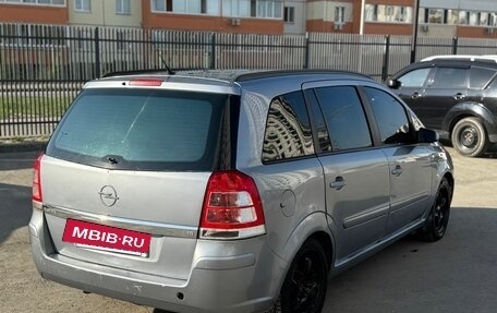 Opel Zafira B, 2008 год, 379 000 рублей, 4 фотография