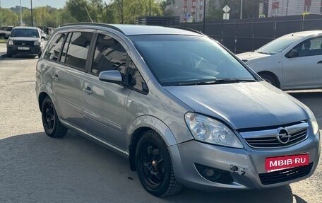 Opel Zafira B, 2008 год, 379 000 рублей, 3 фотография
