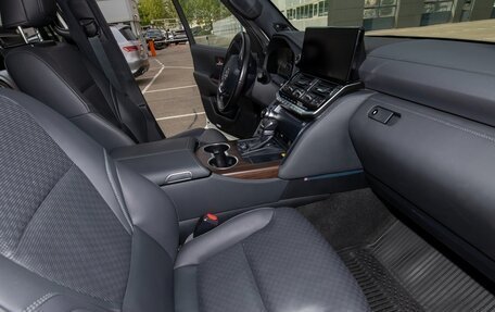 Toyota Land Cruiser, 2022 год, 10 851 000 рублей, 35 фотография