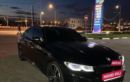 BMW 3 серия, 2019 год, 4 200 000 рублей, 2 фотография
