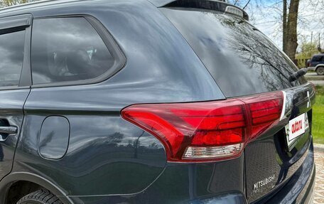 Mitsubishi Outlander III рестайлинг 3, 2019 год, 2 480 000 рублей, 9 фотография