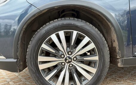 Mitsubishi Outlander III рестайлинг 3, 2019 год, 2 480 000 рублей, 8 фотография
