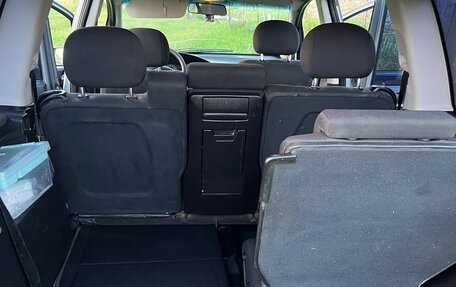Opel Zafira A рестайлинг, 2004 год, 469 000 рублей, 13 фотография