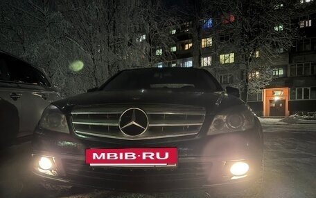 Mercedes-Benz C-Класс, 2009 год, 2 000 000 рублей, 3 фотография