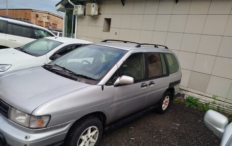 Nissan Prairie III, 1997 год, 135 000 рублей, 1 фотография