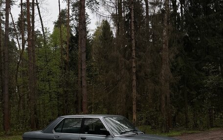 BMW 5 серия, 1983 год, 450 000 рублей, 3 фотография
