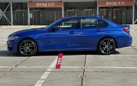 BMW 3 серия, 2019 год, 3 750 000 рублей, 10 фотография