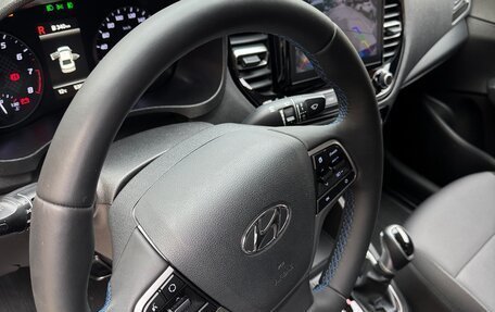 Hyundai Solaris II рестайлинг, 2021 год, 1 550 000 рублей, 15 фотография