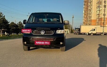 Volkswagen Caravelle T5, 2007 год, 1 550 000 рублей, 4 фотография