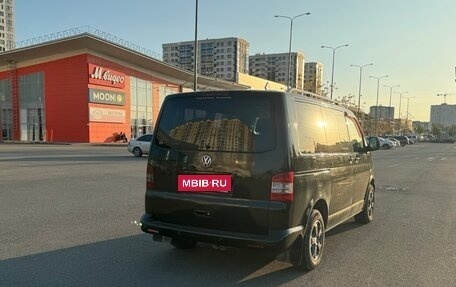 Volkswagen Caravelle T5, 2007 год, 1 550 000 рублей, 28 фотография