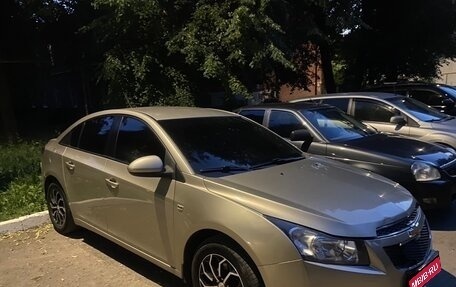 Chevrolet Cruze II, 2010 год, 750 000 рублей, 1 фотография