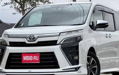 Toyota Voxy III, 2021 год, 2 179 000 рублей, 1 фотография