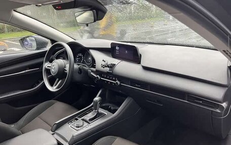 Mazda 3, 2022 год, 1 720 000 рублей, 14 фотография