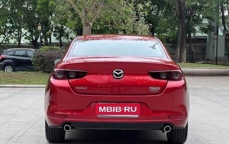 Mazda 3, 2021 год, 1 750 000 рублей, 4 фотография
