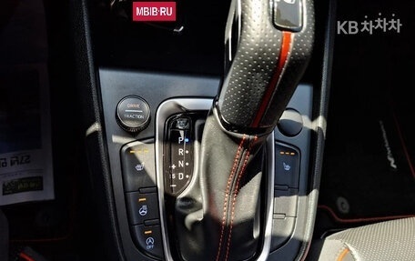Hyundai Kona I, 2021 год, 1 650 400 рублей, 16 фотография