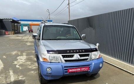 Mitsubishi Pajero III рестайлинг, 2004 год, 900 000 рублей, 2 фотография