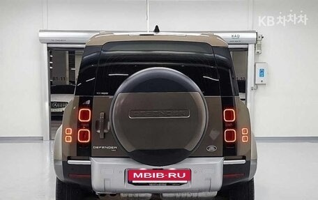 Land Rover Defender II, 2022 год, 5 370 000 рублей, 3 фотография