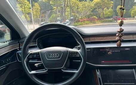 Audi A8, 2021 год, 5 700 100 рублей, 10 фотография