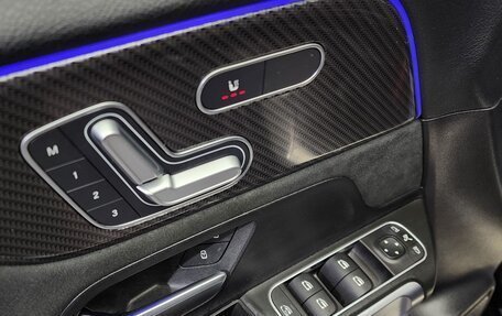Mercedes-Benz GLB, 2022 год, 2 980 000 рублей, 6 фотография