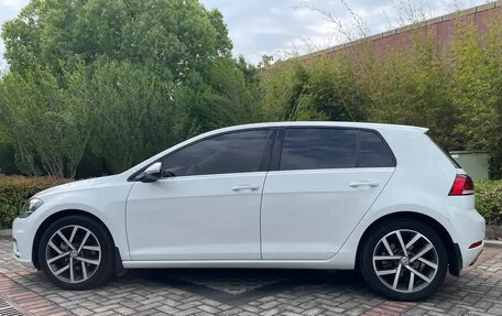 Volkswagen Golf VII, 2020 год, 1 390 000 рублей, 6 фотография