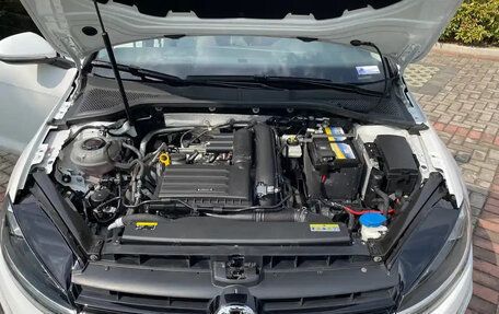 Volkswagen Golf VII, 2020 год, 1 390 000 рублей, 12 фотография