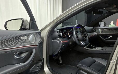 Mercedes-Benz E-Класс, 2022 год, 3 650 000 рублей, 20 фотография