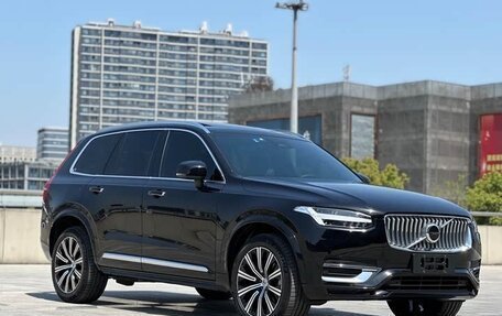 Volvo XC90 II рестайлинг, 2022 год, 3 900 000 рублей, 3 фотография
