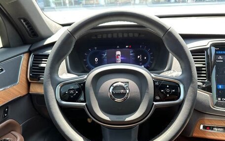 Volvo XC90 II рестайлинг, 2022 год, 3 900 000 рублей, 11 фотография
