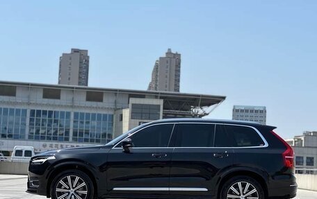 Volvo XC90 II рестайлинг, 2022 год, 3 900 000 рублей, 8 фотография