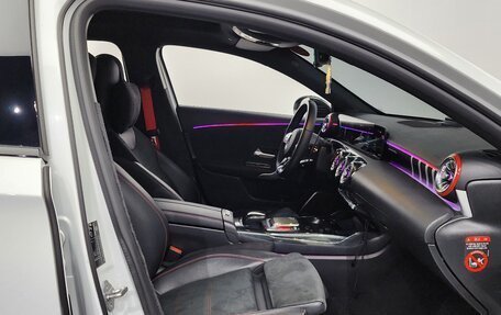 Mercedes-Benz A-Класс AMG, 2021 год, 3 830 000 рублей, 11 фотография