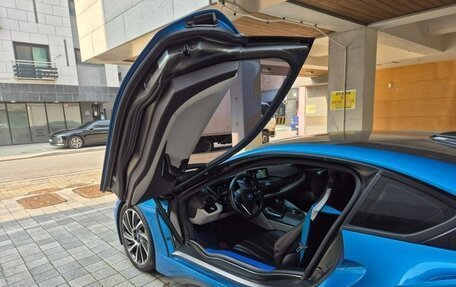 BMW i8 I рестайлинг, 2016 год, 4 560 000 рублей, 9 фотография