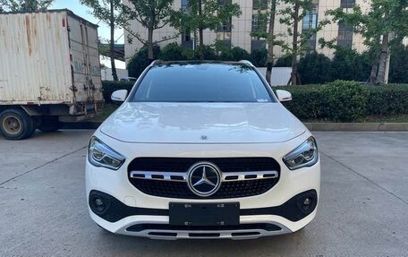 Mercedes-Benz GLA, 2020 год, 1 870 000 рублей, 2 фотография