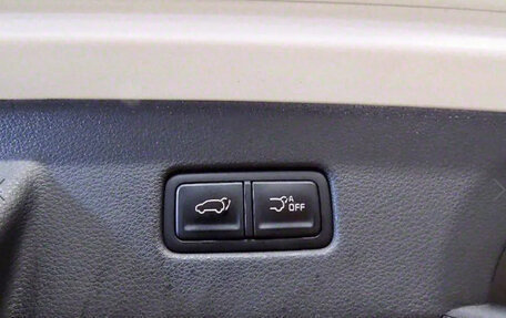 KIA Carnival, 2020 год, 2 600 000 рублей, 20 фотография