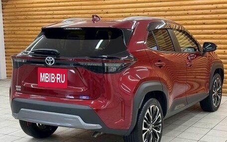 Toyota Yaris Cross, 2024 год, 1 800 000 рублей, 4 фотография