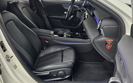 Mercedes-Benz A-Класс, 2021 год, 2 250 000 рублей, 11 фотография