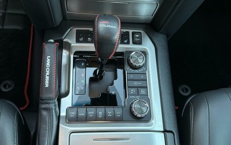 Toyota Land Cruiser 200, 2020 год, 10 490 000 рублей, 5 фотография