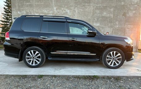 Toyota Land Cruiser 200, 2020 год, 10 490 000 рублей, 16 фотография