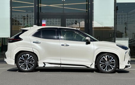 Toyota Yaris Cross, 2021 год, 1 337 000 рублей, 7 фотография