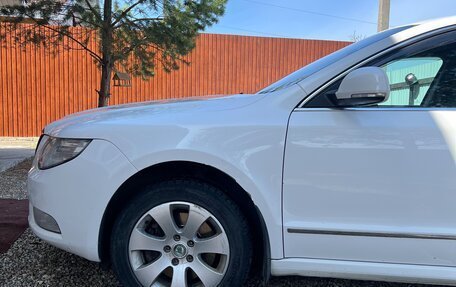 Skoda Superb III рестайлинг, 2013 год, 1 200 000 рублей, 8 фотография