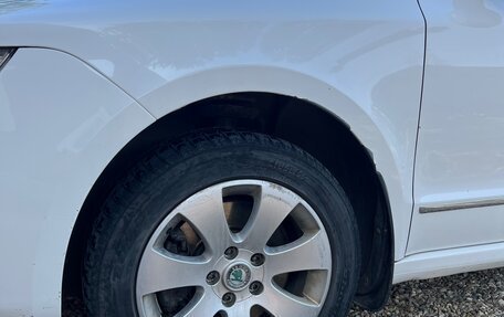 Skoda Superb III рестайлинг, 2013 год, 1 200 000 рублей, 9 фотография