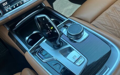 BMW 7 серия, 2022 год, 7 065 000 рублей, 9 фотография