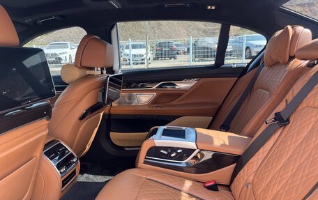 BMW 7 серия, 2022 год, 7 065 000 рублей, 12 фотография