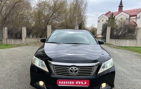 Toyota Camry, 2014 год, 1 650 000 рублей, 5 фотография